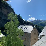 Arriel 28:24 Appartement