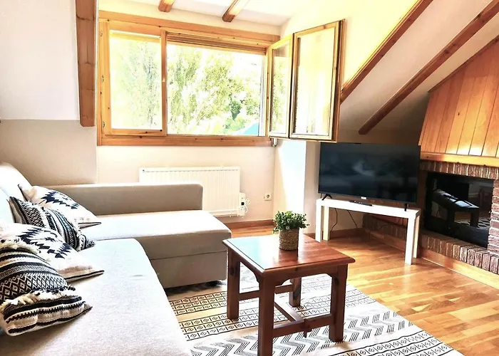 Arriel 28:24 דירה אסקרילה